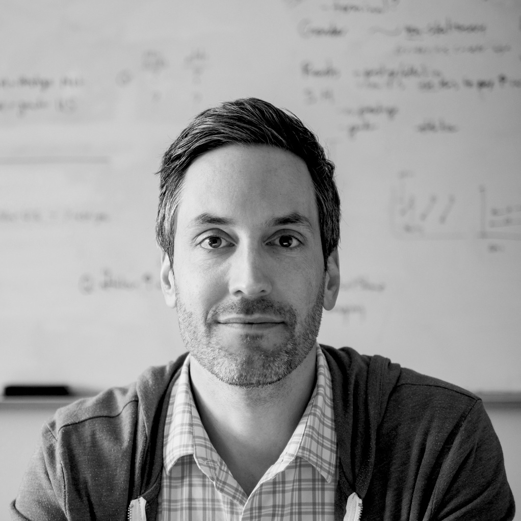 Headshot of Dan Larremore